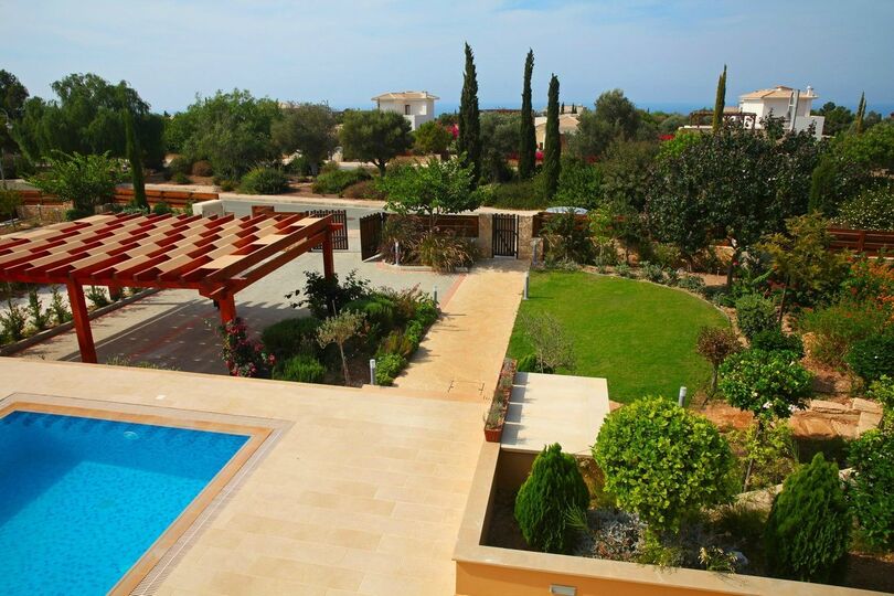Luxury Living with Picturesque Outdoor Serenity, Paphos Villa 1487
