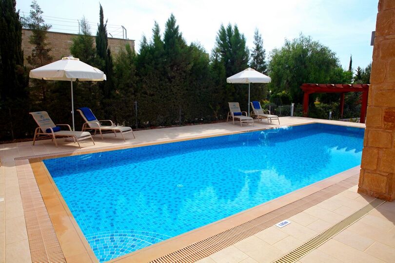 Unwind in Paradise: Where Luxury Meets Leisure