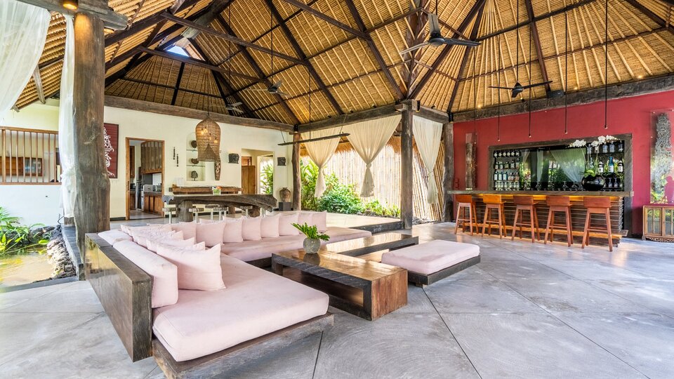 Rent Your Own 5 Star Private Villa in Seminyak at the Best Price, Bali Villa 2246