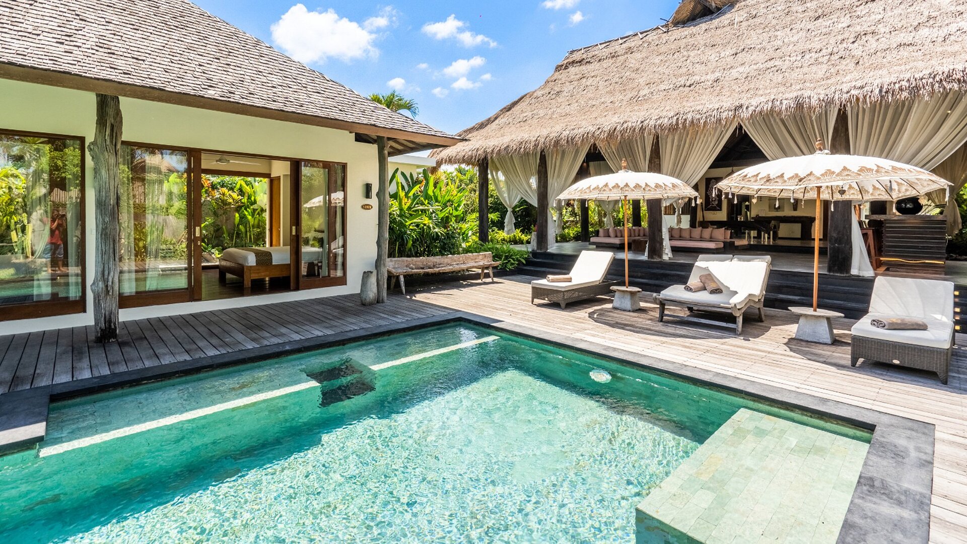 Rent Your Own 5 Star Private Villa in Seminyak at the Best Price, Bali Villa 2246