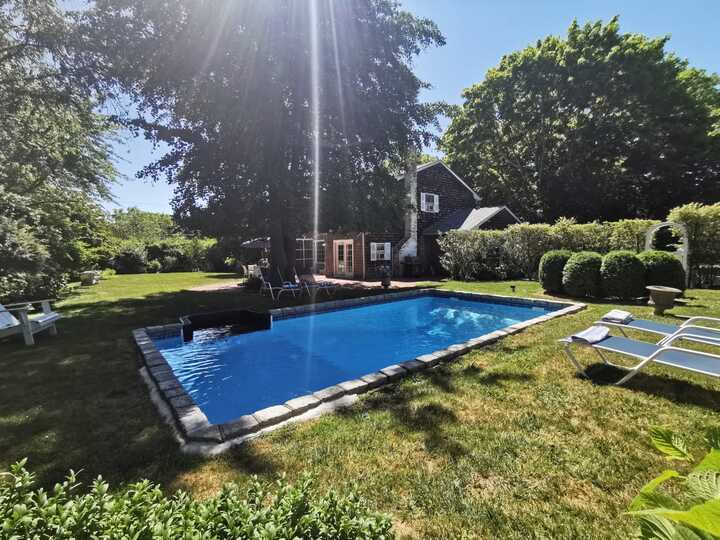 Luxury Retreat in Prime Hamptons Location: Villa 1406