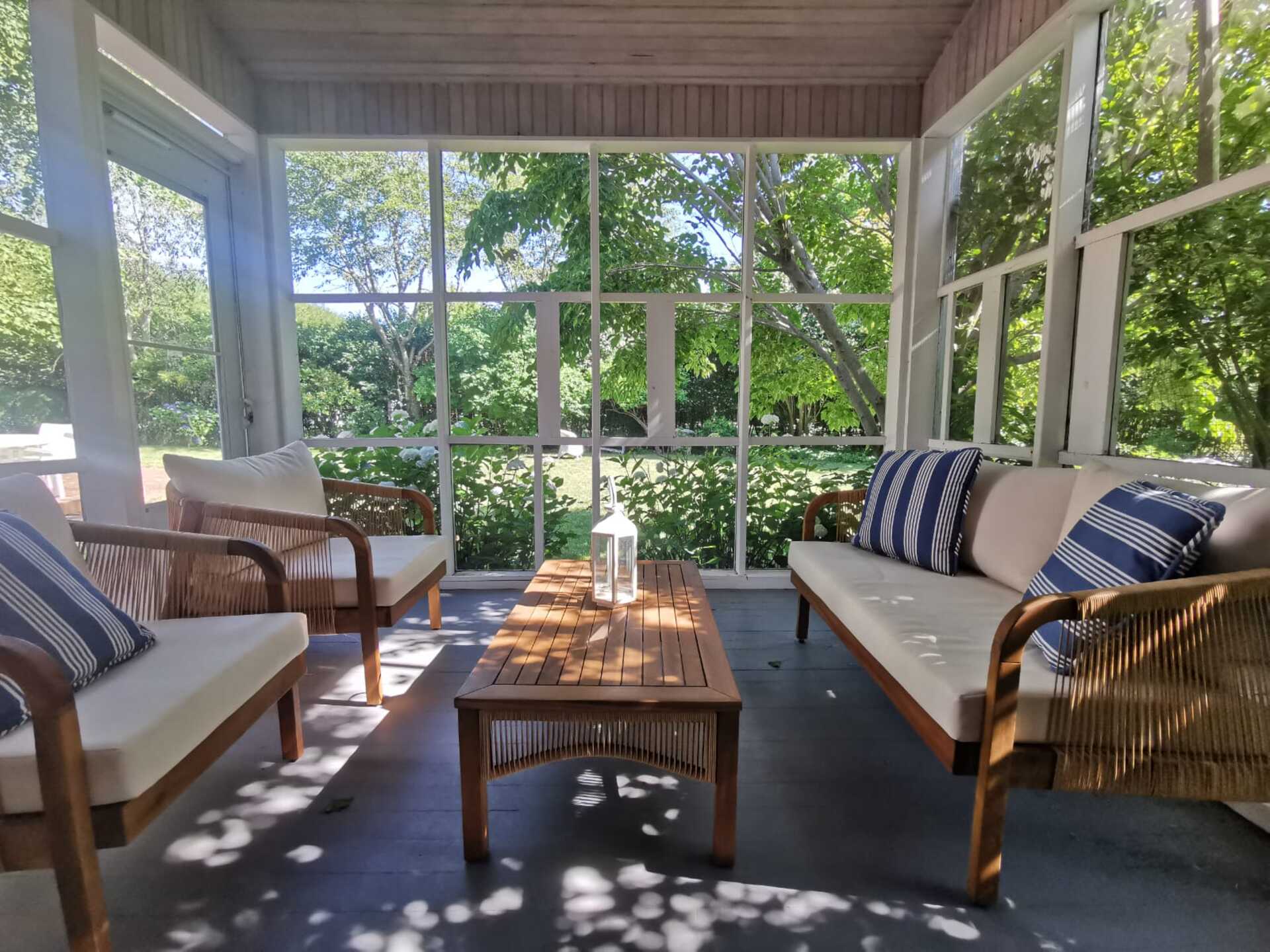 Luxury Retreat in Prime Hamptons Location: Villa 1406