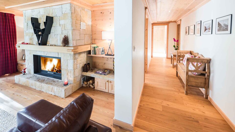 Elevate Your Escape to Luxurious Alpine Serenity, Valais Chalet 1389
