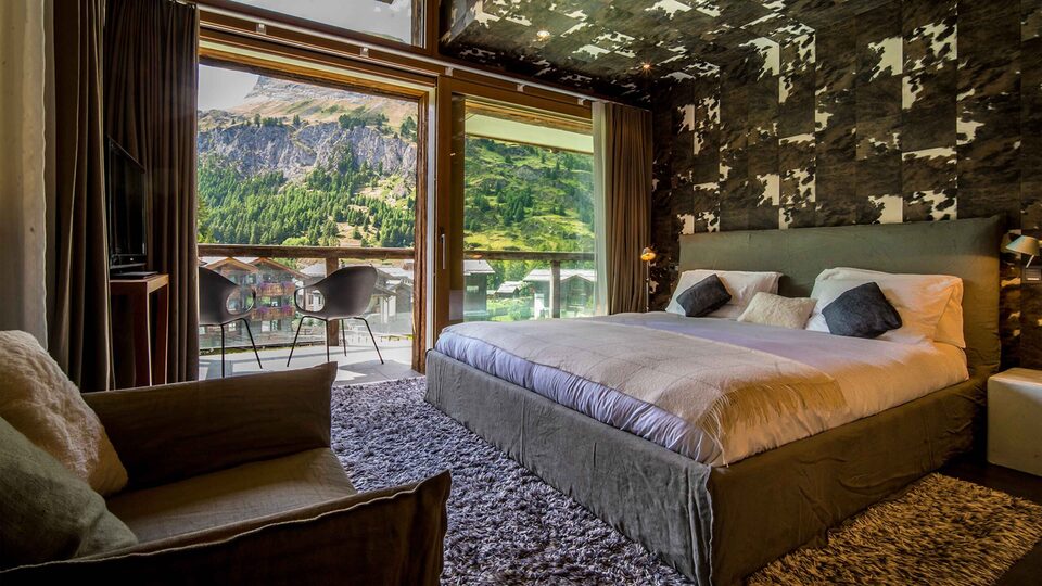 Savor the Luxurious Allure of Alpine Splendor
