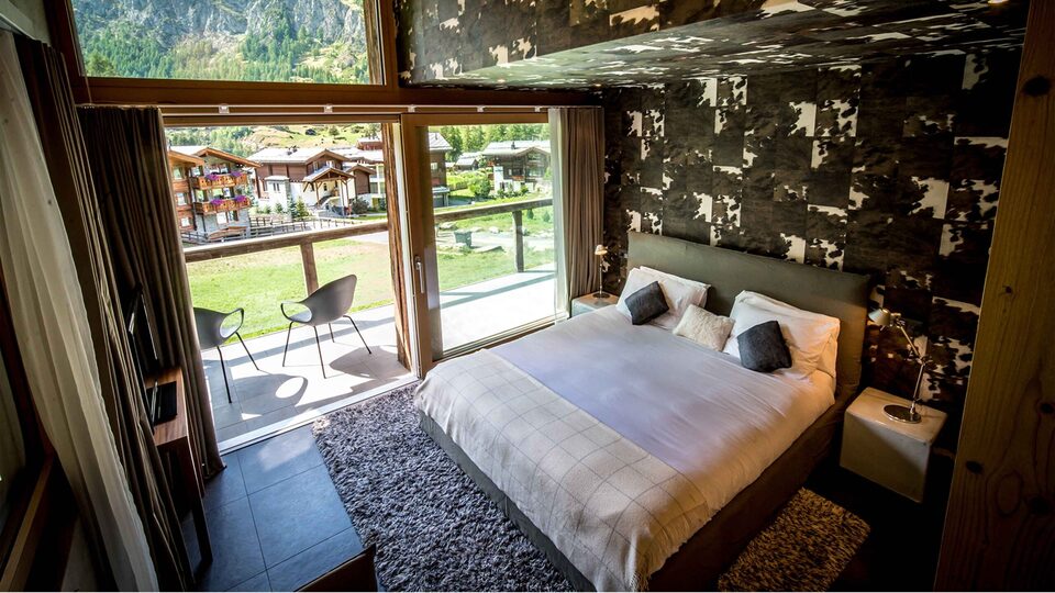 Savor the Luxurious Allure of Alpine Splendor