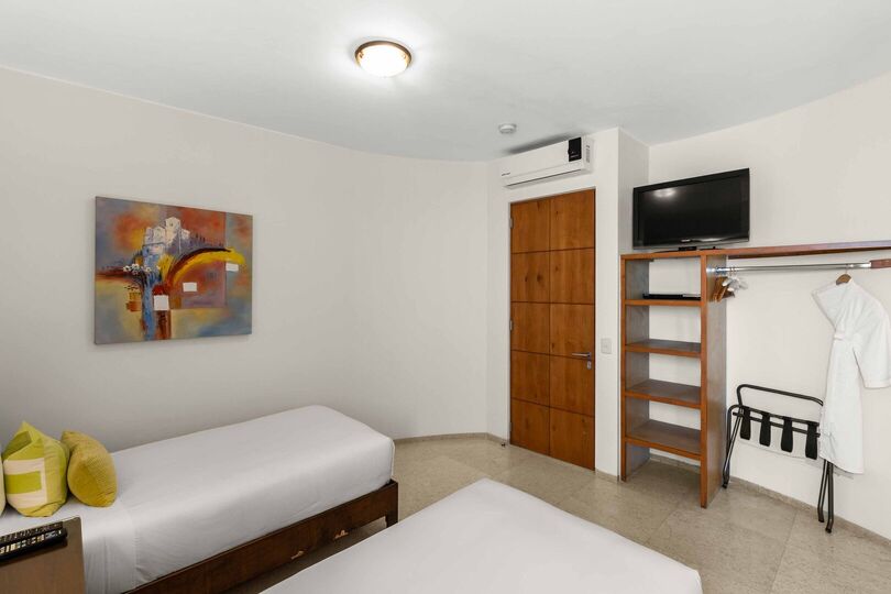 Your Dream Beachfront Villa Awaits, Cabo San Lucas Villa 1044