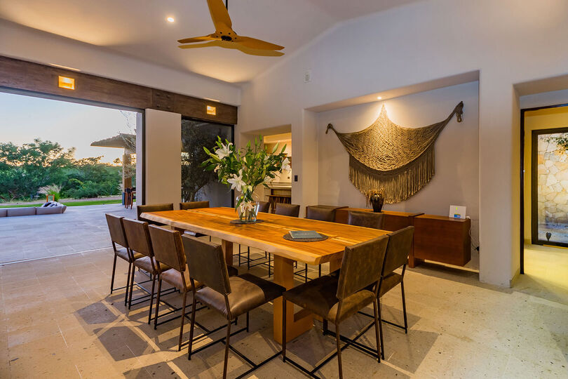 Escape to Paradise at Cabo San Lucas Villa 1049: Your Luxurious Retreat
