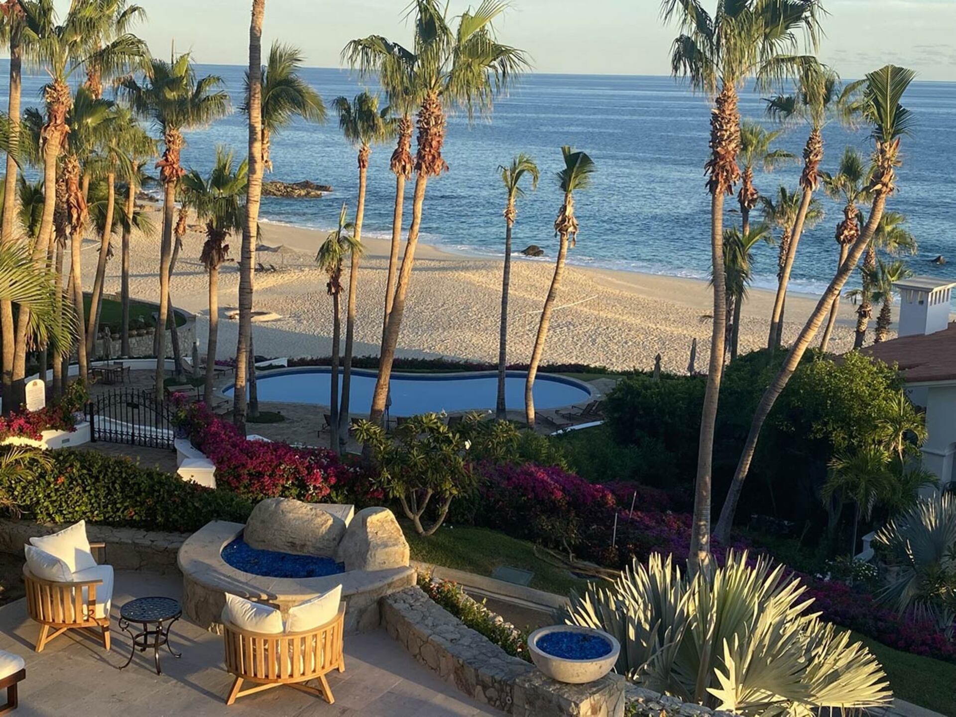 Unwind in Style: San Jose Del Cabo Villa 1050 Awaits