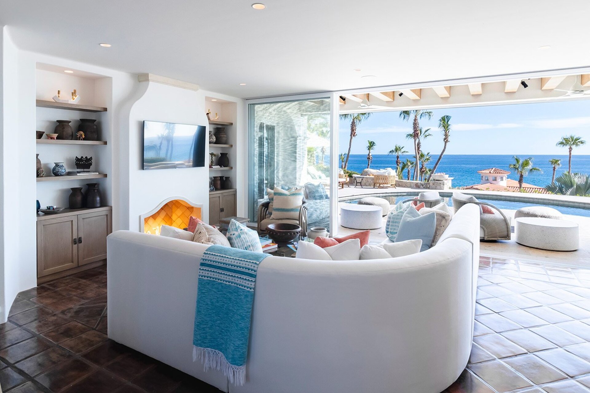 Unwind in Style: San Jose Del Cabo Villa 1050 Awaits