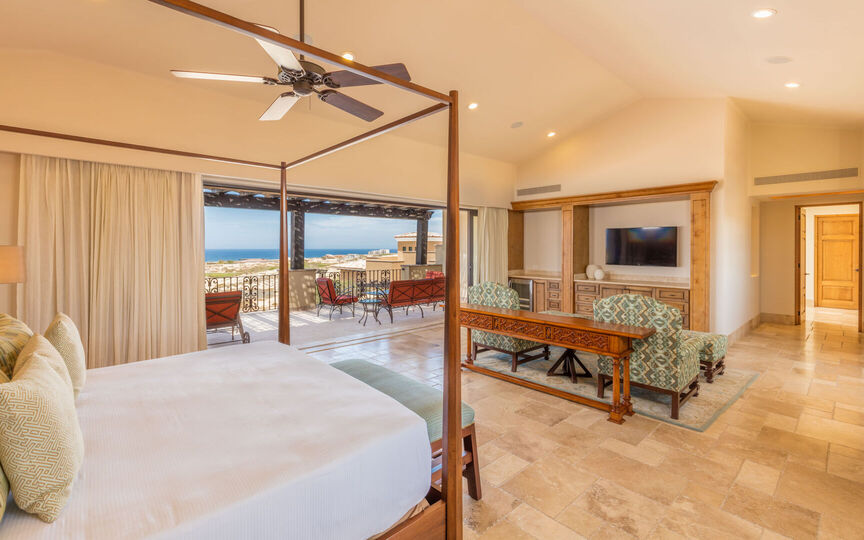 A Luxurious Escape in the Heart of Diamante, Cabo San Lucas Villa 1051