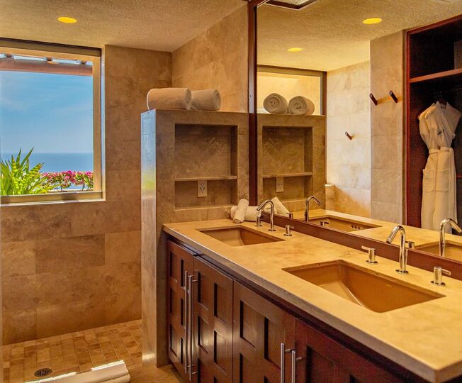 Ultimate Luxury and Unforgettable Views Await at Cabo San Lucas Villa 1053