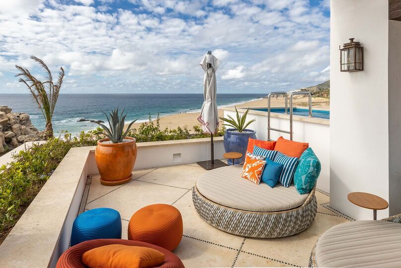 Experience Unmatched Luxury at Cabo San Lucas Villa 1055