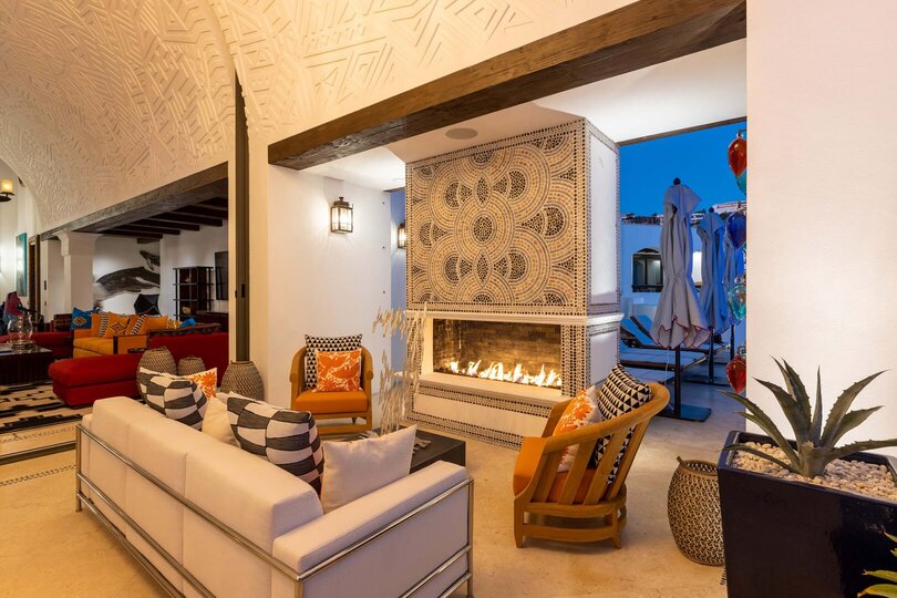 Experience Unmatched Luxury at Cabo San Lucas Villa 1055