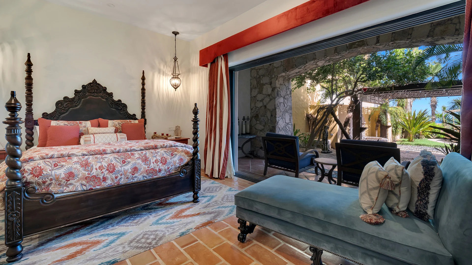 Rent Your Dream Villa with Private Pool, Cabo San Lucas 1976