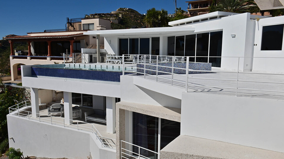 Indulge in Opulence at Cabo San Lucas Villa 1056 - Luxury Redefined