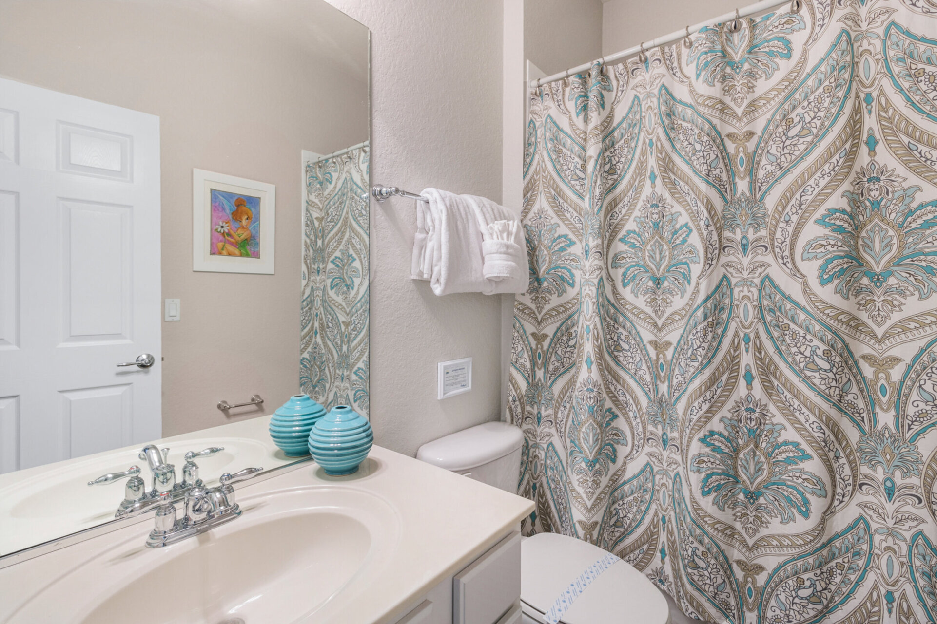 Bathroom 3 with combination tub and shower