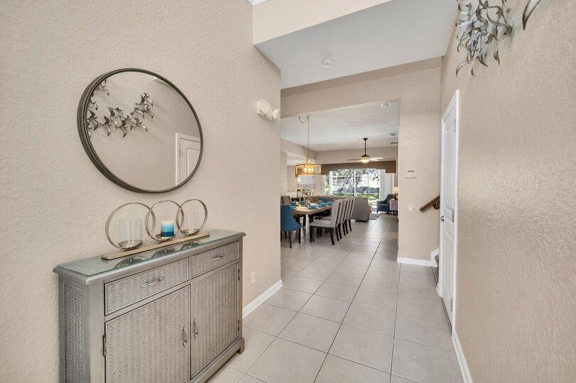 Luxurious 5 Bedroom Villa, Orlando Villa 6503