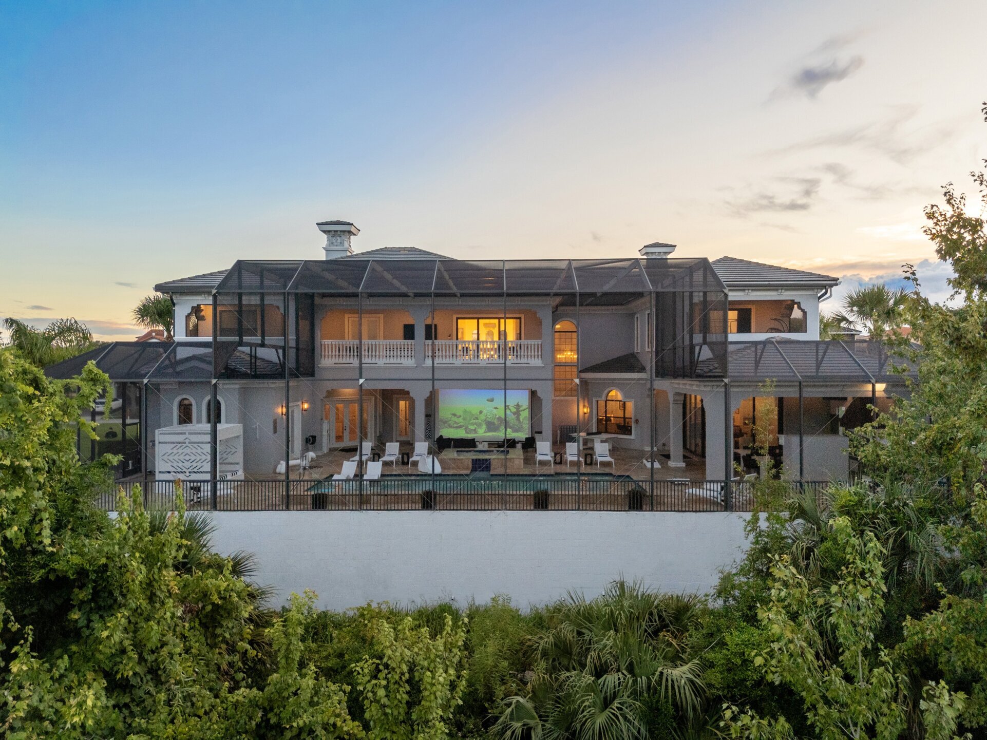 5 Star Villa Dominion – A Commanding Luxury Estate