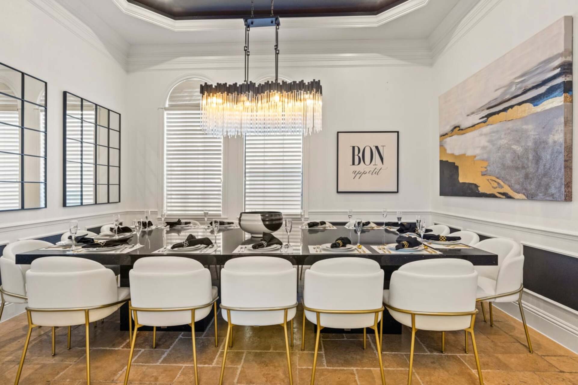 5 Star Villa Dominion – A Commanding Luxury Estate