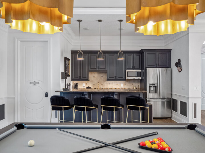 5 Star Villa Dominion – A Commanding Luxury Estate
