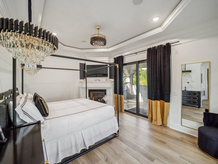 5 Star Villa Dominion – A Commanding Luxury Estate