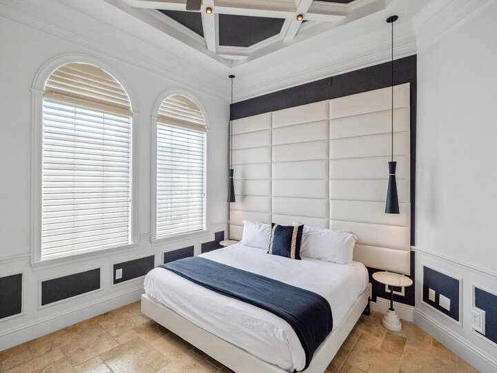 5 Star Villa Dominion – A Commanding Luxury Estate