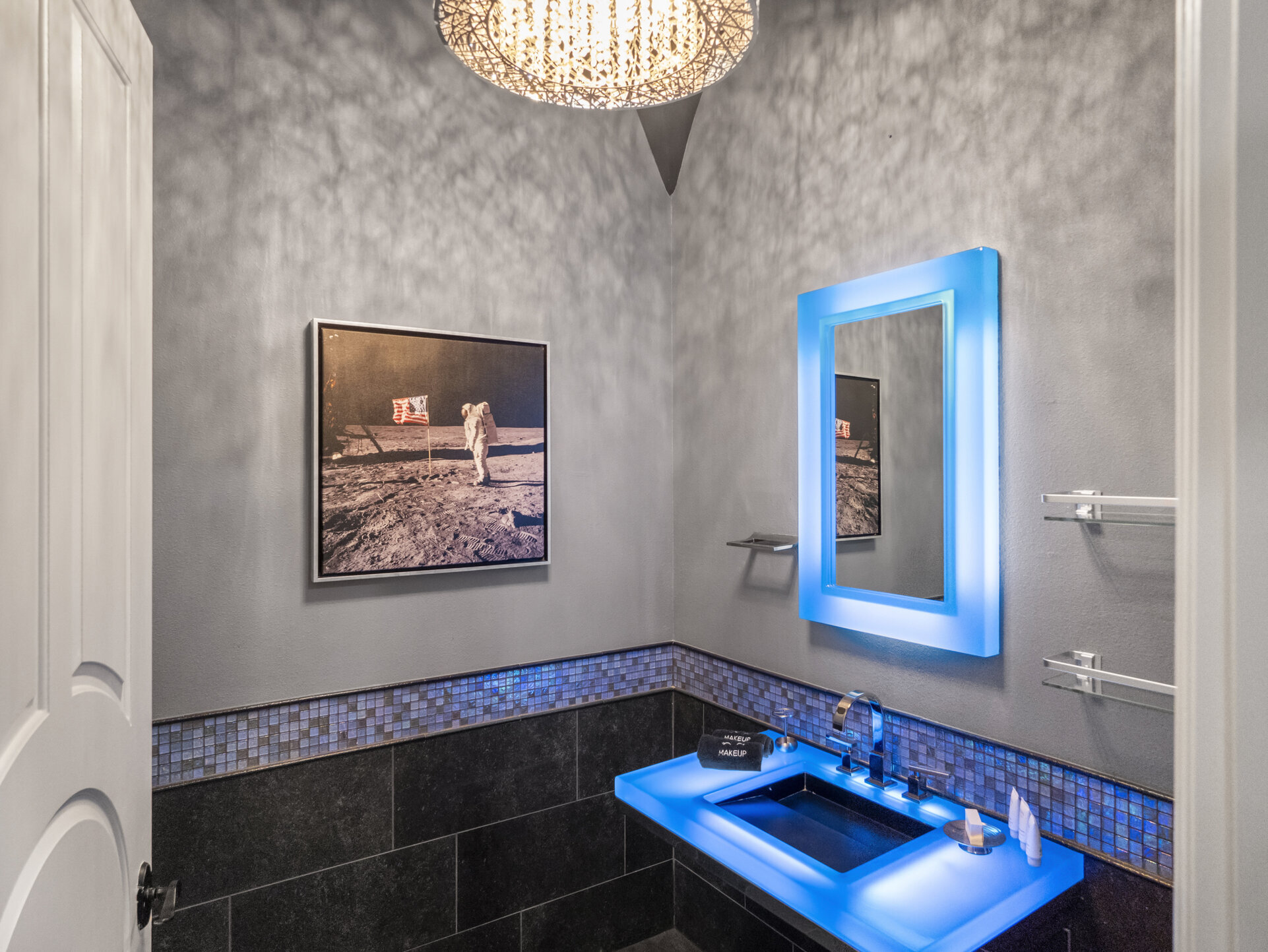 5 Star Villa Dominion – A Commanding Luxury Estate