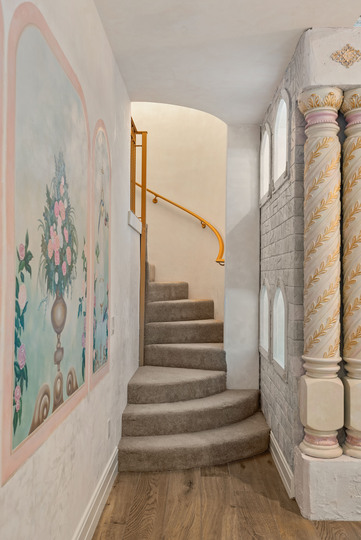 5 Star Villa Royale – A Majestic Private Estate