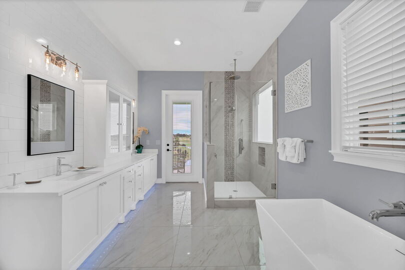The master en-suite with access to the balcony
