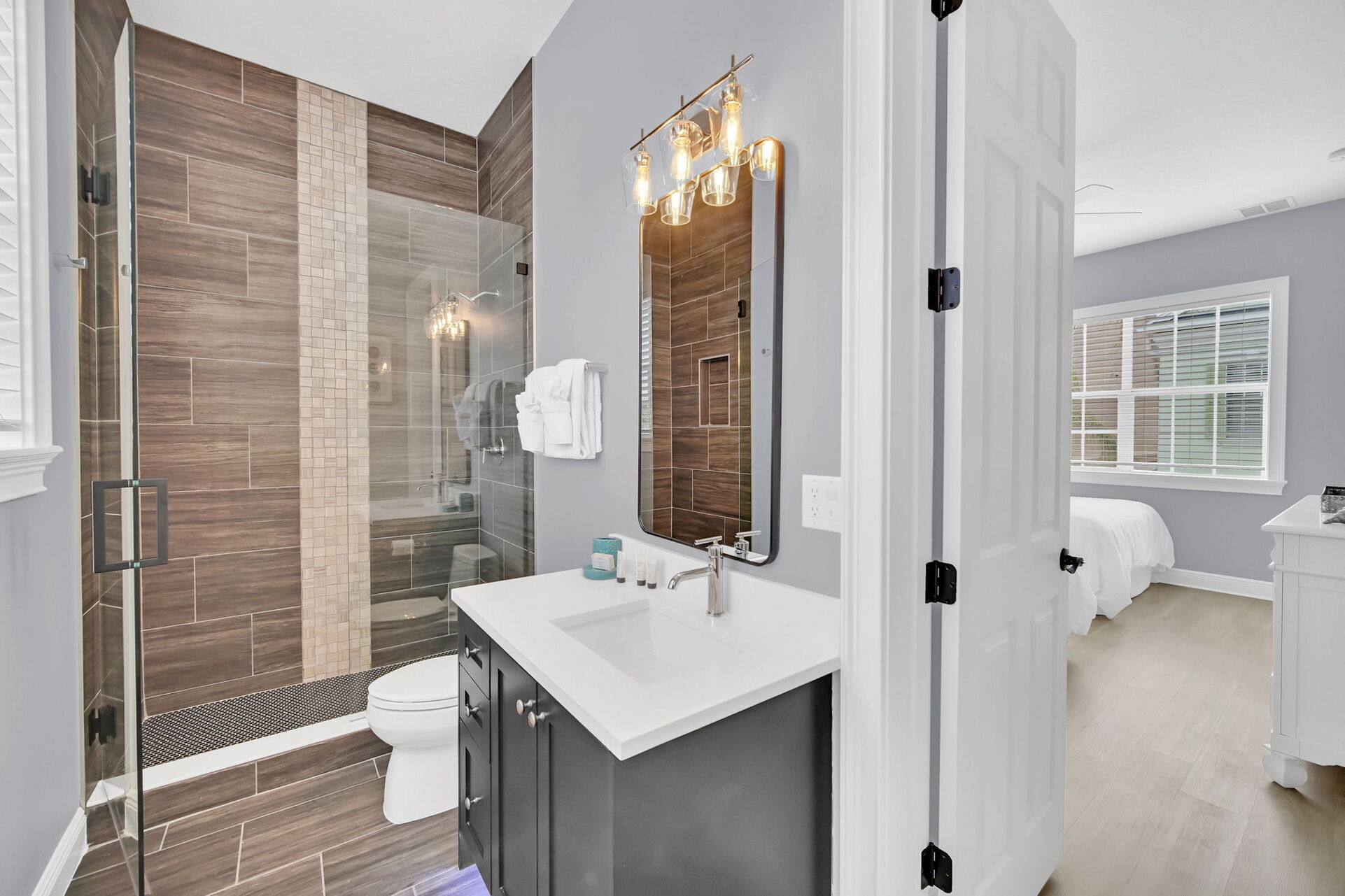 The annex bathroom