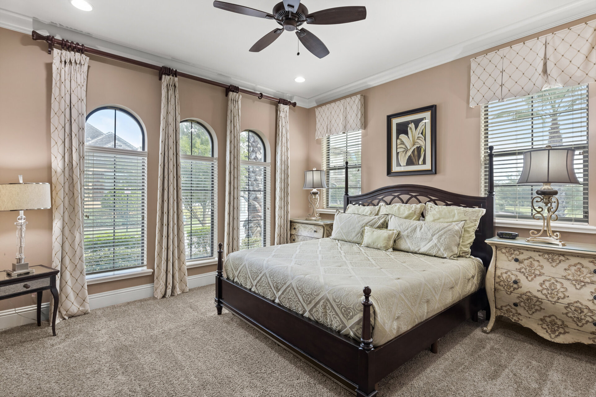 Ground floor bedroom with a king bed