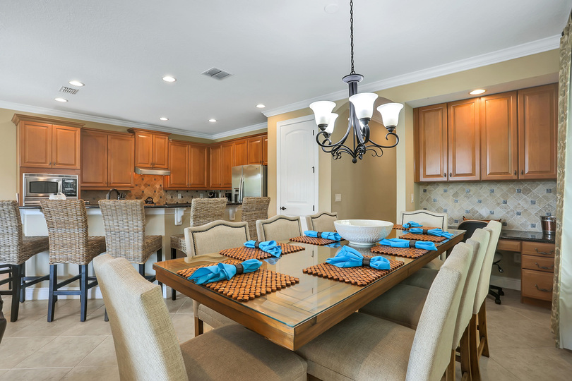 Modern 5 Bedroom Oasis in Orlando,6534