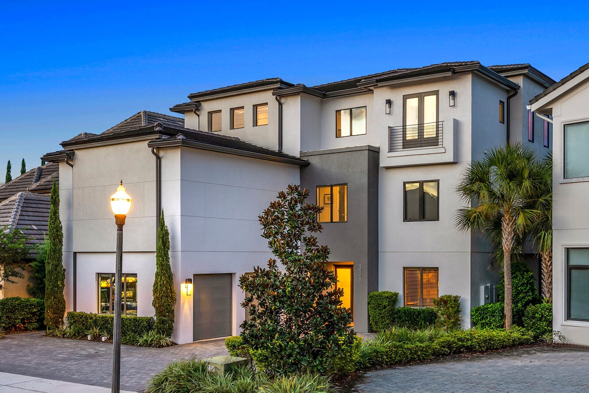 This gorgeous luxury villa is located in Reunion Resort
