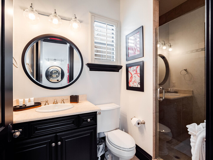 Modern 6 Bedroom Gem in Orlando,6543