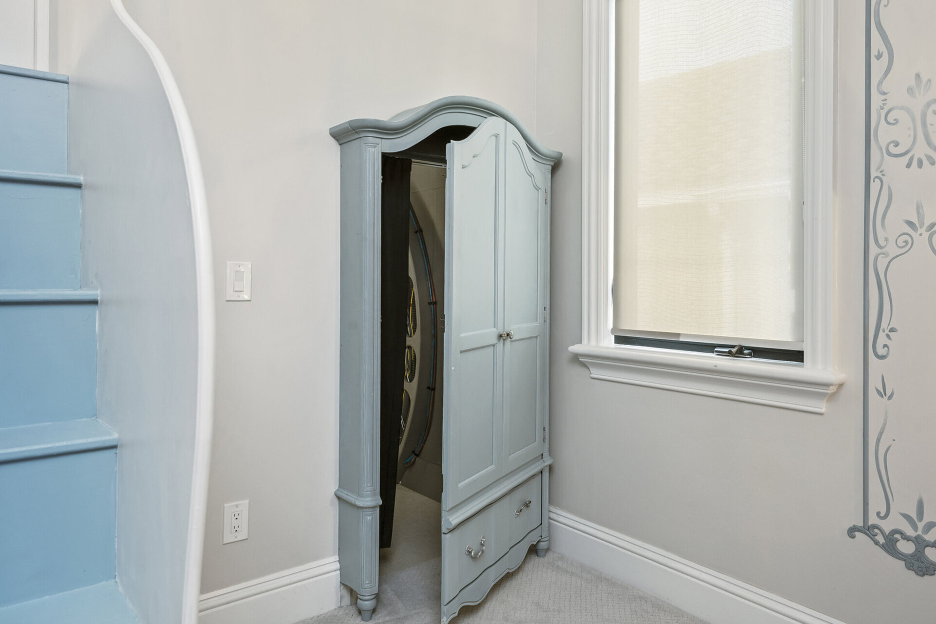 Step into another adventure into the Palace Suite