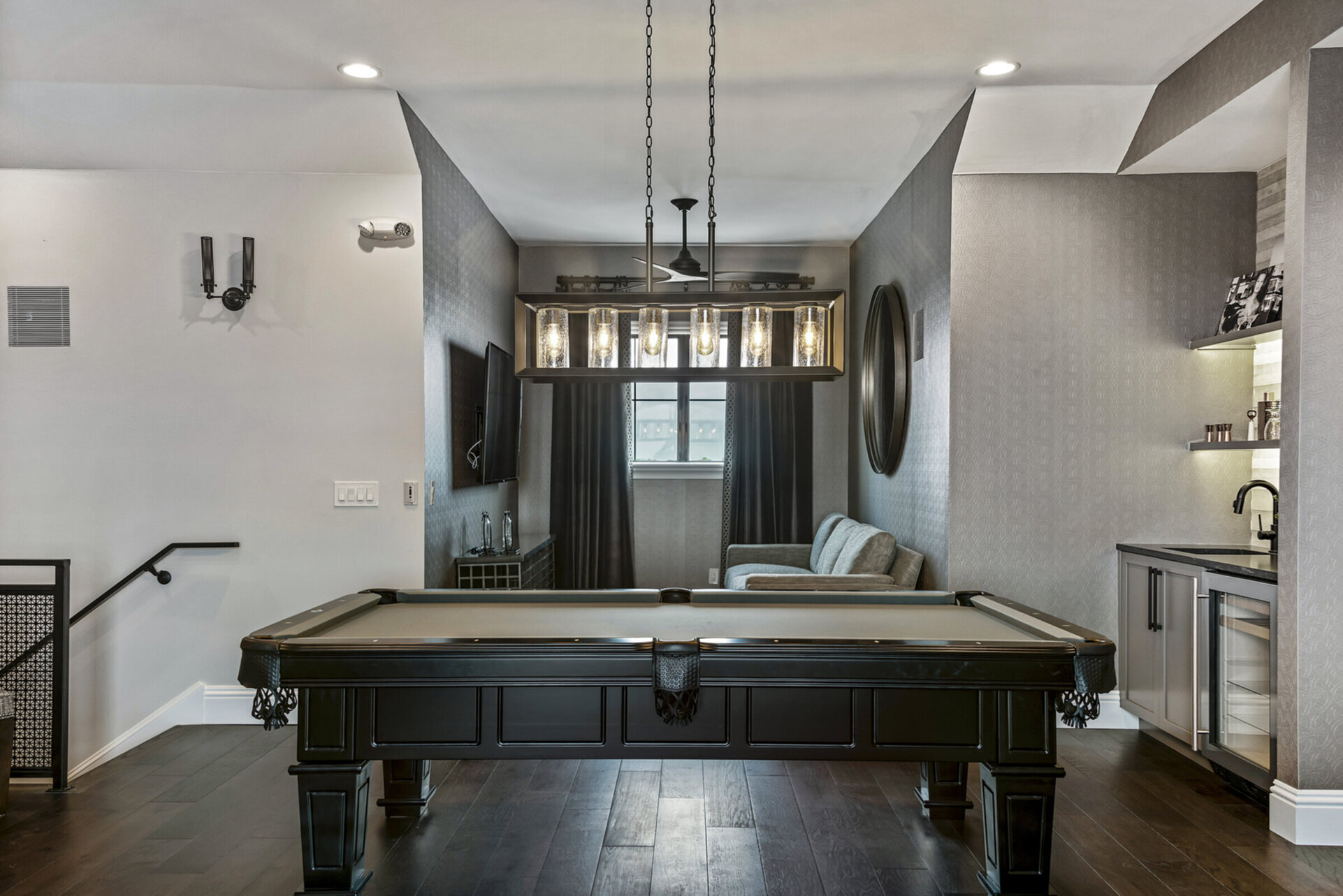 Head up to the third floor for an exclusive adults getaway in the form of a speakeasy style lounge, The Establishment