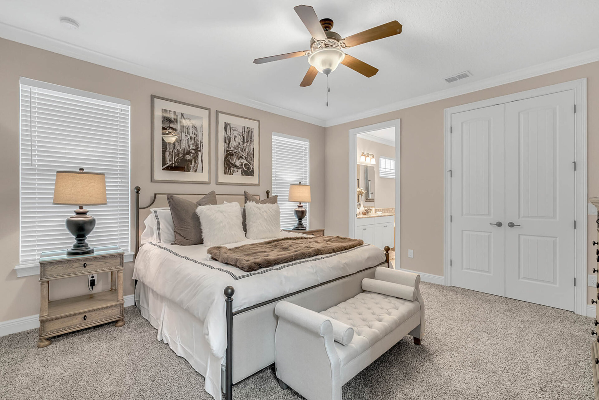 The ground floor King suite is Italian themed, with beautiful decor and a King sized bed