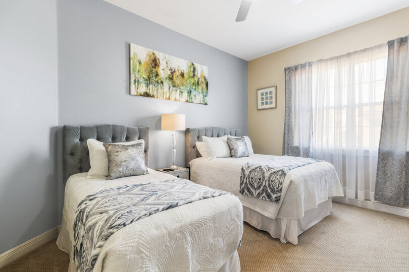 Bedroom with a twin and full bed