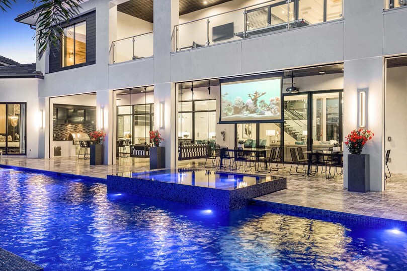 5 Star Villa Aurelius – A Golden Grand Residence