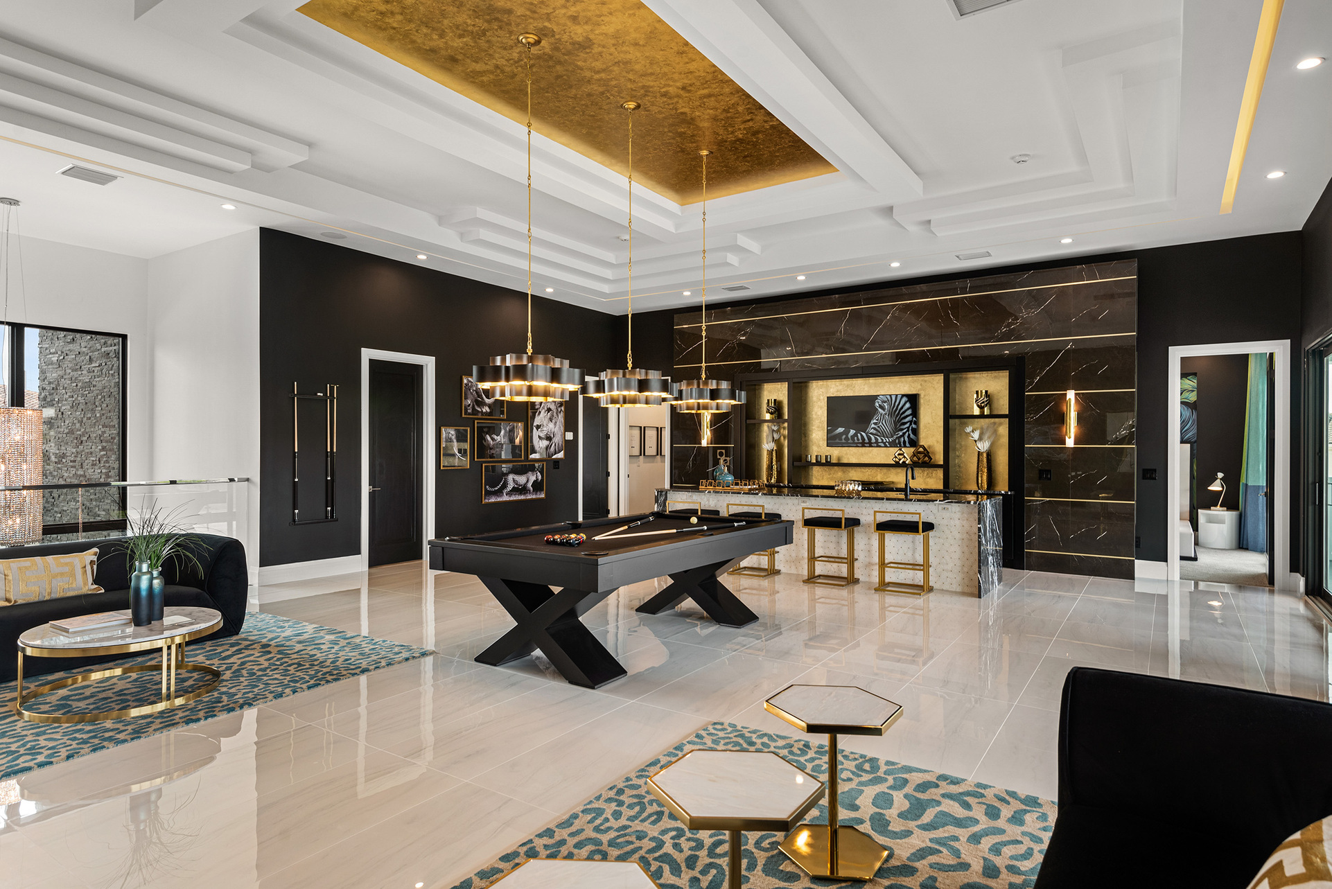 Play billiards or have a drink at the wet bar