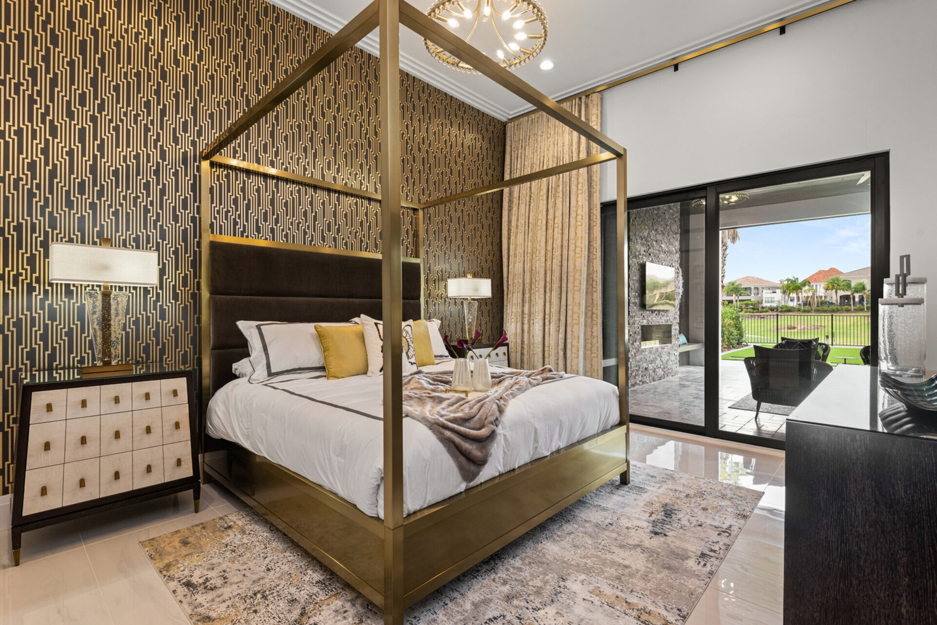Ground Grand Master Suite