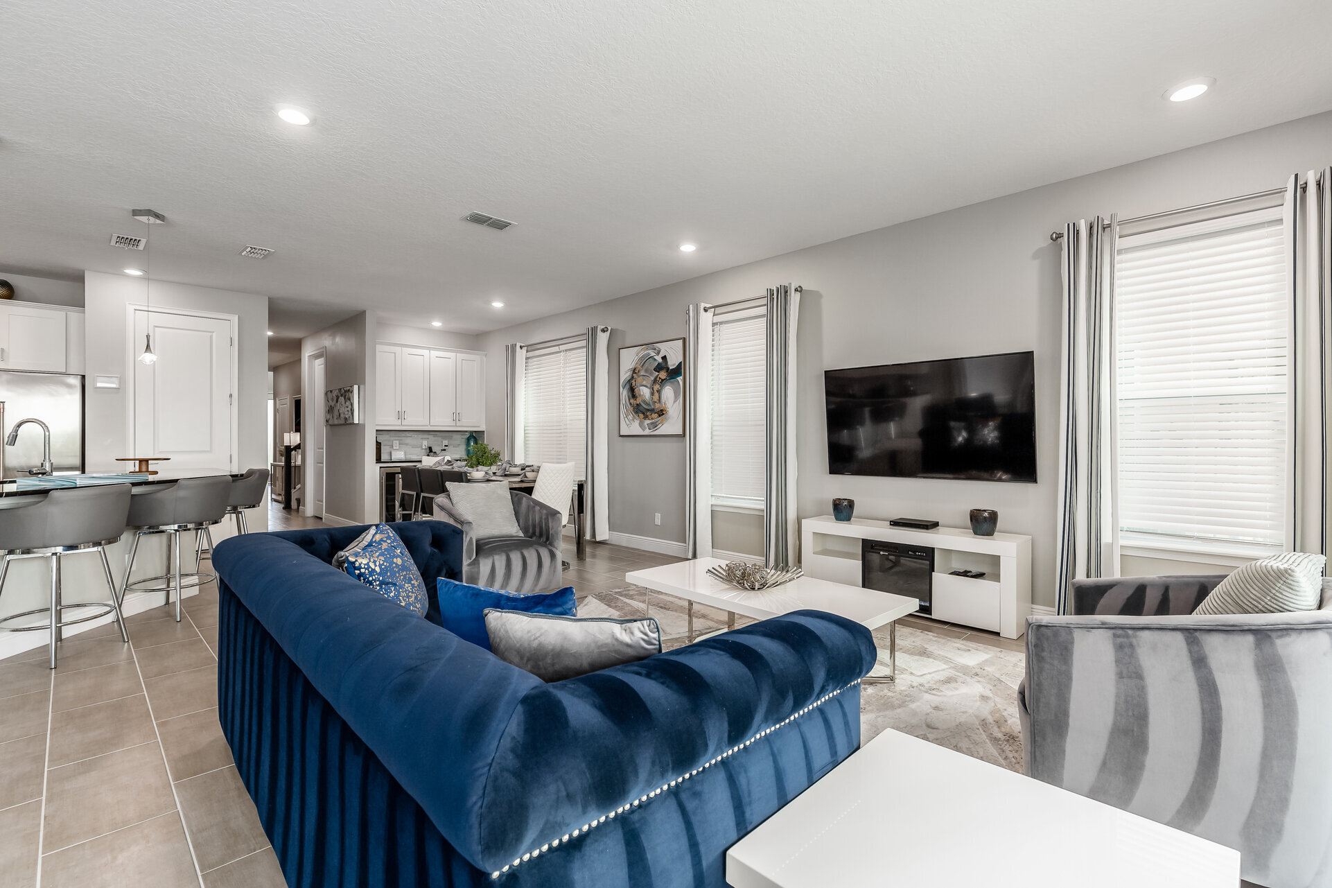 Elegant 6 Bedroom Oasis in Orlando,6570