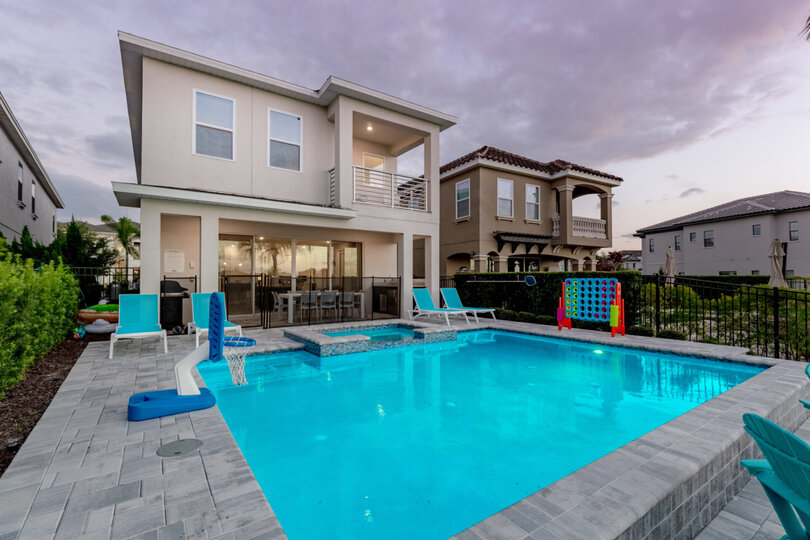 Elegant 6 Bedroom Oasis in Orlando,6570