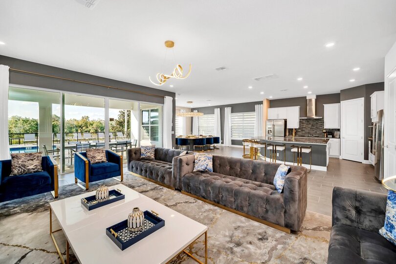 Orlando Oasis: 8 Bedroom Villa,6576