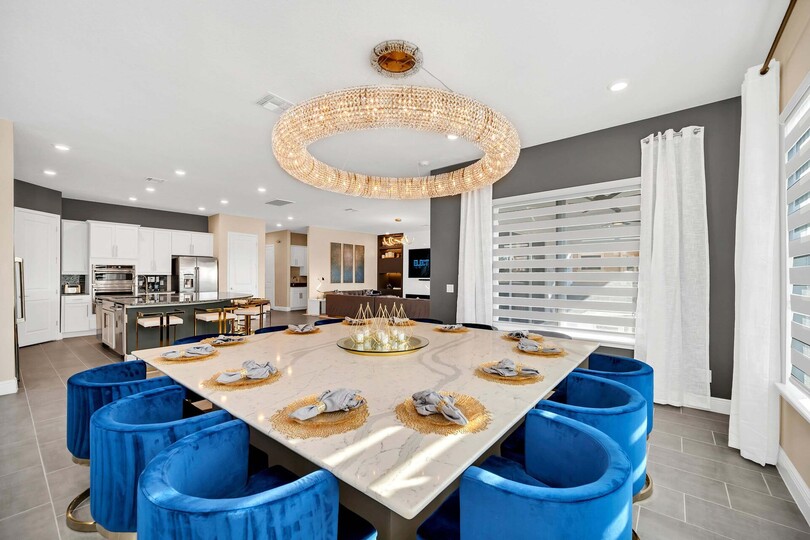 Orlando Oasis: 8 Bedroom Villa,6576