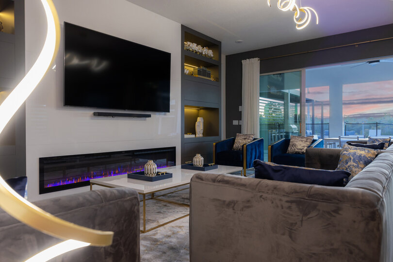 Orlando Oasis: 8 Bedroom Villa,6576