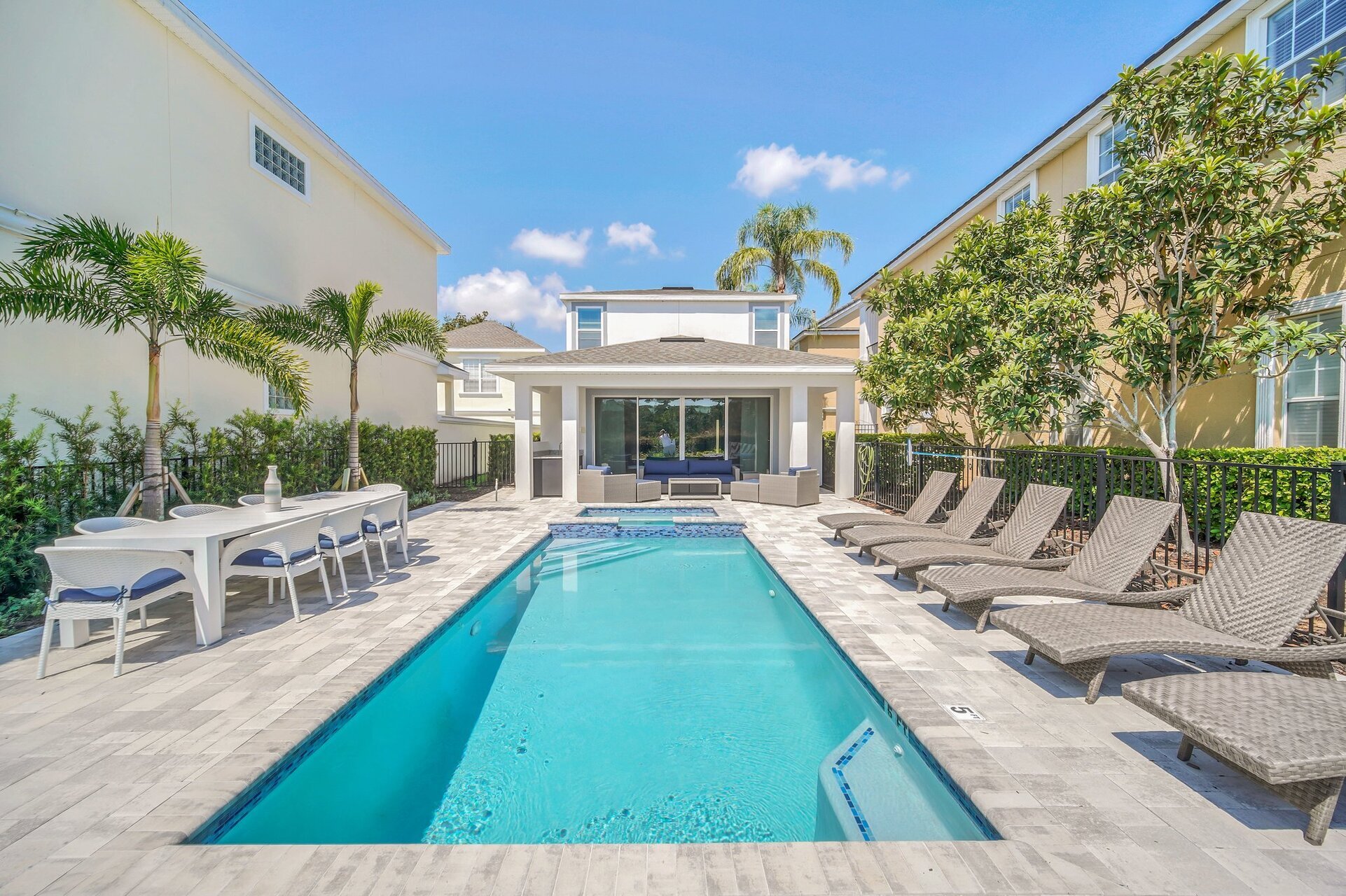 Your Dream Villa Awaits in Orlando,6579