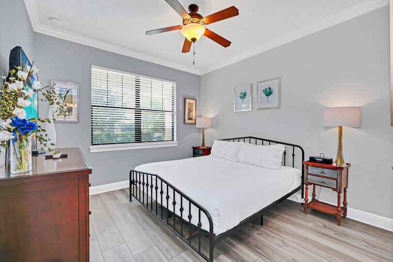 Orlando's Hidden Gem: 8 BR Villa,6580