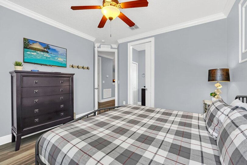 Orlando's Hidden Gem: 8 BR Villa,6580
