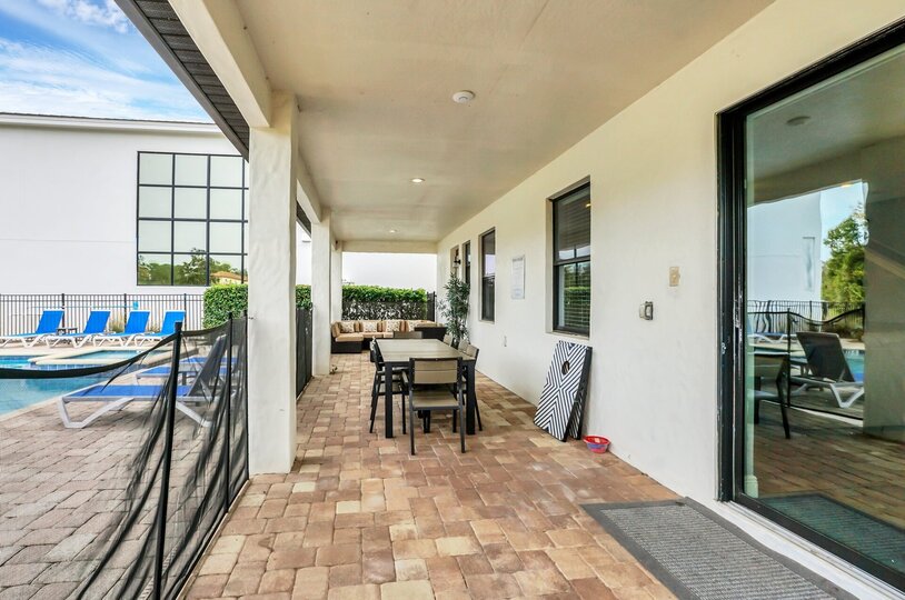 Orlando's Hidden Gem: 8 BR Villa,6580